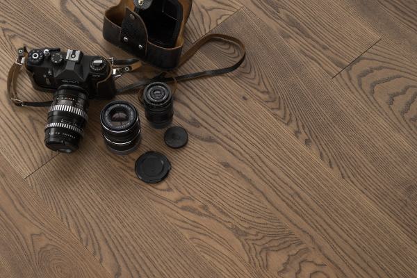 BRUSHED & OILED COLLECTION – Canadian Cedar