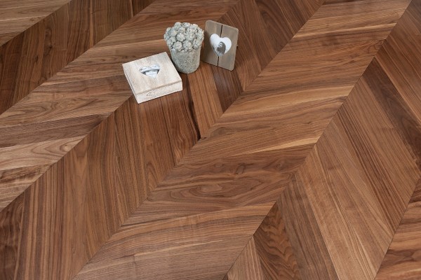 CHEVRON COLLECTION – American Walnut Select