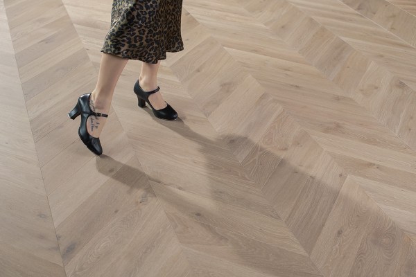 CHEVRON COLLECTION – Grey Wood
