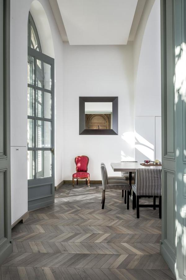 CHEVRON COLLECTION – Oak Chevron Grey