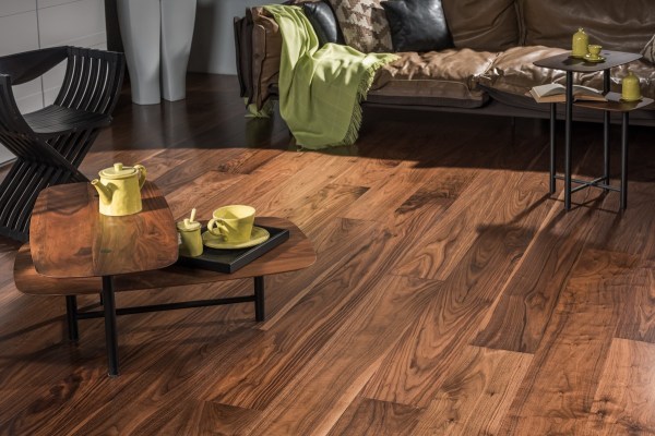 CLASSIC COLLECTION – American Walnut Select