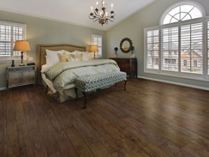 ENGINEERED HARDWOOD – Lakeshore