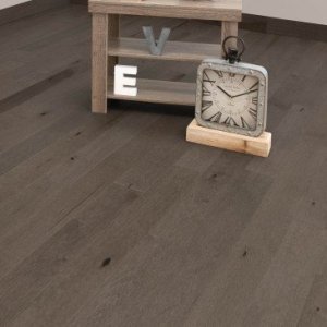 ESCAPE COLLECTION – Maple Mystic Island Character Engraved