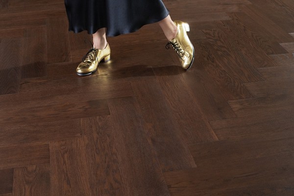 HERRINGBONE COLLECTION – Milk Chocolate