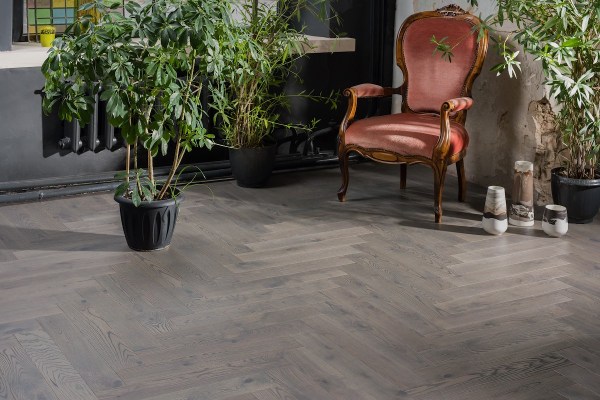 HERRINGBONE COLLECTION – Norman Breeze