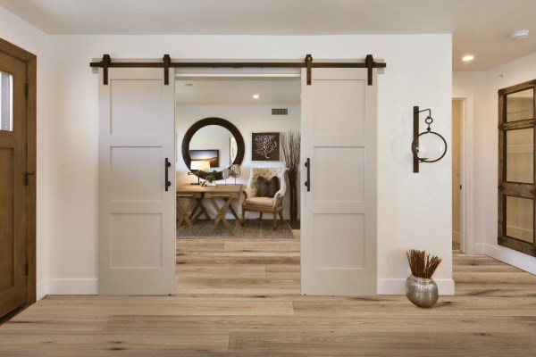 MODERN CRAFTSMAN SIGNATURE LINE – Maison