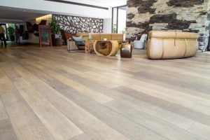 VERNAL COLLECTION – Lugano