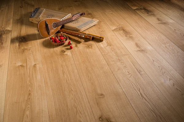 WIDE PLANK FLOORING COLLECTION – Natural